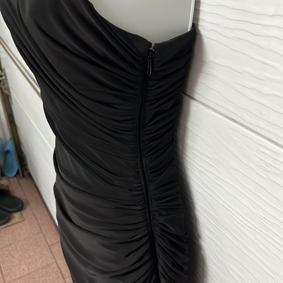 Like new Le Chateau lined dress XS - Picture 3 of 6